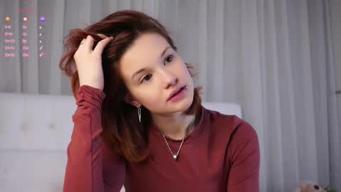 Lily online show from February 6, 1:09 am