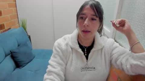 Penelope online show from October 21, 7:17 pm