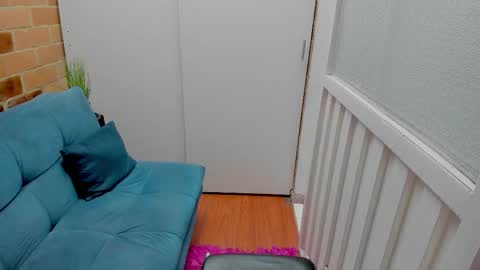 Penelope online show from February 4, 7:51 pm