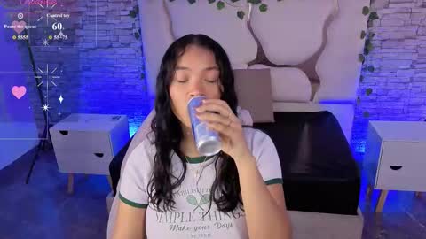 penelope online show from March 9, 3:44 am