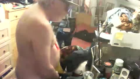 monkeydog online show from May 19, 6:37 pm