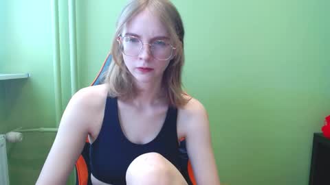 Penny online show from March 23, 7:24 am