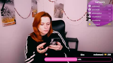 Mia online show from February 16, 7:17 am