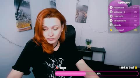 Mia online show from February 24, 7:33 am