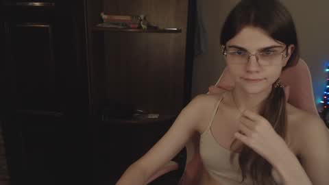 Snapshot of peralez_f chatting on January 24, 9:04 pm Farida online show from January 24, 9:04 pm