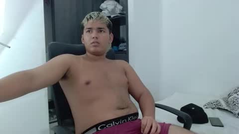 Snapshot of percibal_junior1 chatting on February 13, 8:38 am percibal_junior1 online show from February 13, 8:38 am