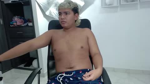 Snapshot of percibal_junior1 chatting on January 28, 5:22 am percibal_junior1 online show from January 28, 5:22 am