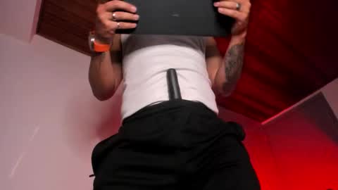 Penrman online show from December 17, 1:12 am