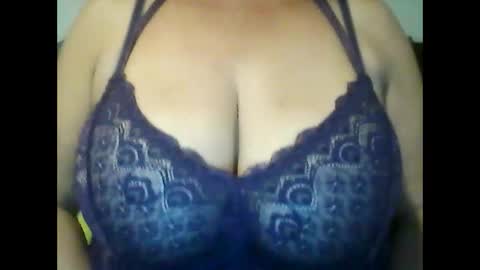 perlita070822 online show from April 16, 4:01 am