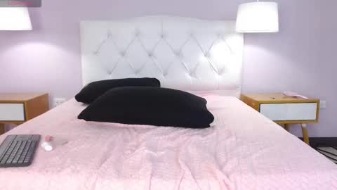 Persefone  online show from March 11, 12:08 pm