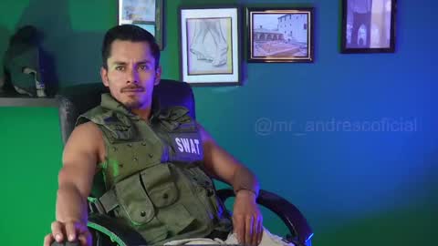 andres    online show from October 31, 1:22 pm