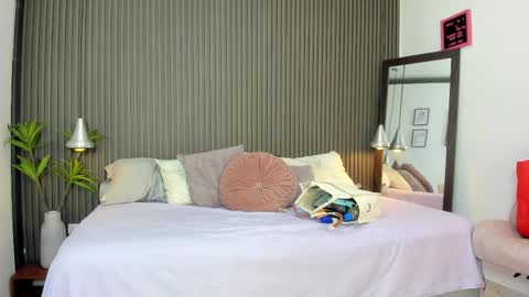 Lizza online show from March 17, 12:32 pm