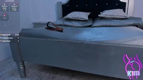 Kimberly online show from December 30, 5:12 pm