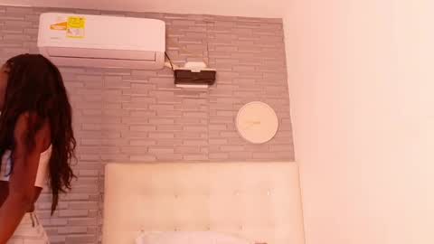 pervert_shydoll online show from April 2, 3:03 am