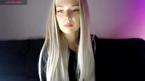 Isabella online show from November 10, 11:24 am