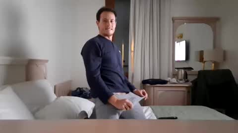 petaloerosa online show from November 21, 12:30 am