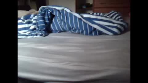 Snapshot of peter26795 chatting on October 11, 11:37 am peter26795 online show from October 11, 11:37 am