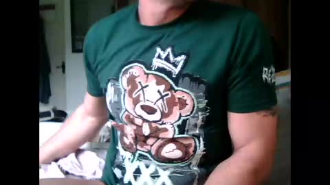 Snapshot of peter26795 chatting on October 13, 7:21 am peter26795 online show from October 13, 7:21 am