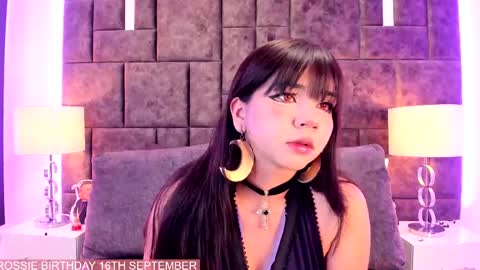 Im Rosse but u can call me Rossie or Rosita . online show from September 11, 7:59 pm