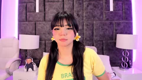 Im Rosse but u can call me Rossie or Rosita . online show from January 13, 10:35 pm