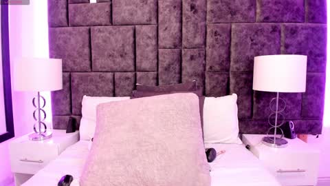 Im Rosse but u can call me Rossie or Rosita . online show from February 4, 10:02 pm