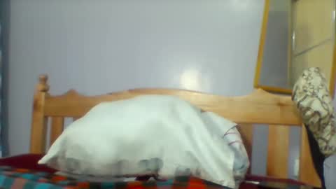 ariana online show from February 9, 7:38 pm