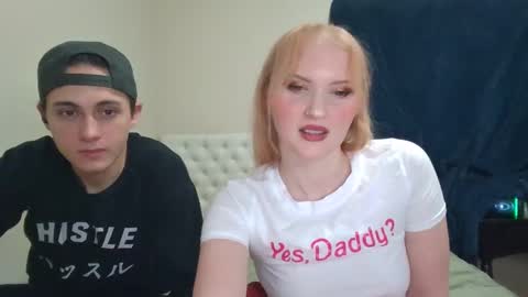 Snapshot of petite_cupcake chatting on January 4, 2:03 am Little cupcake online show from January 4, 2:03 am