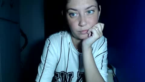 petite_danielle online show from July 31, 6:53 pm