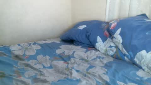 petite_shan online show from November 9, 10:19 am