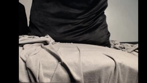 ebonyshawtypetit online show from November 9, 3:54 am