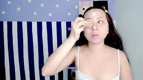 danna online show from April 13, 4:39 am