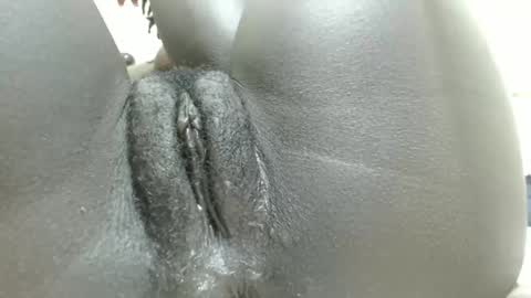 petiteme1 online show from September 17, 10:35 pm