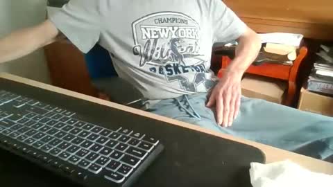 petitwilly online show from October 23, 10:50 am