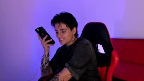 peytonbox online show from November 29, 11:40 am