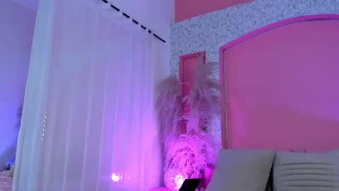 peytonn_monroe online show from June 10, 7:46 pm