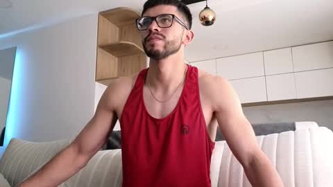 phantom_bigger1 online show from January 16, 4:05 pm