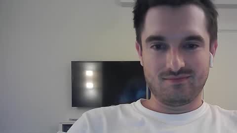 Snapshot of philborison chatting on October 10, 10:21 am PhilipBorison online show from October 10, 10:21 am