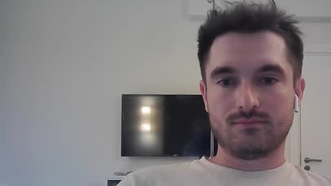 Snapshot of philborison chatting on September 24, 11:17 am PhilipBorison online show from September 24, 11:17 am