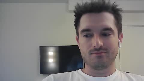 Snapshot of philborison chatting on October 9, 5:13 am PhilipBorison online show from October 9, 5:13 am