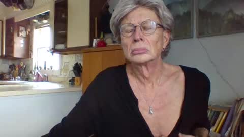 phillipa online show from March 9, 3:49 pm