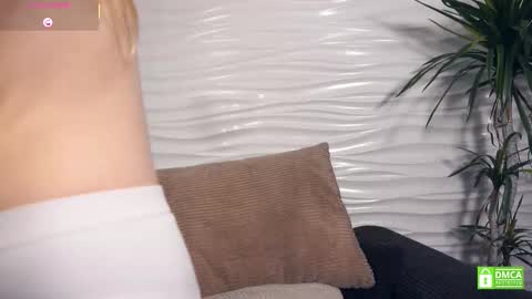 Hann G. Jones online show from September 9, 1:33 pm