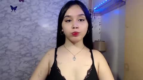 Ms Pia online show from April 3, 11:39 am