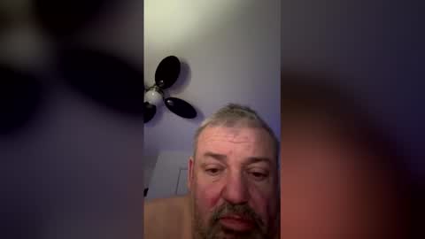 pierreth3 online show from May 4, 10:11 am