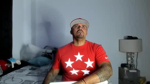 pikoro_gomez online show from November 14, 2:14 am