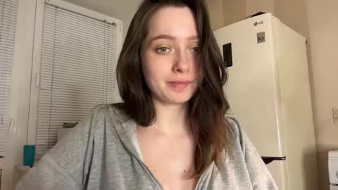 Trisha     online show from September 16, 5:27 pm