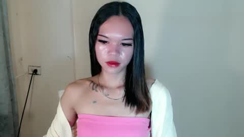 maxine online show from November 1, 7:29 am
