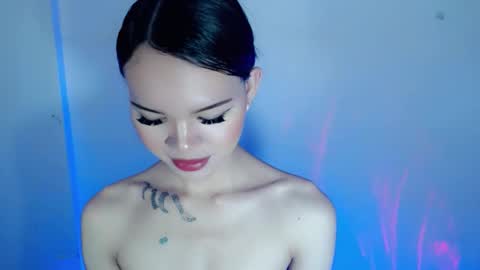 maxine online show from November 13, 6:43 pm