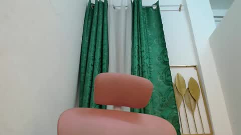 Pearly online show from December 1, 11:58 pm