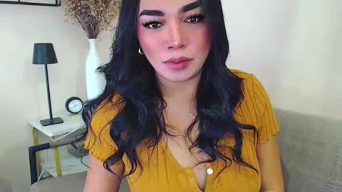 Snapshot of pinaymorena69 chatting on March 9, 10:52 pm Just cath  online show from March 9, 10:52 pm