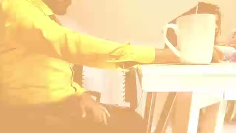 pineappleflipped online show from June 28, 12:23 pm